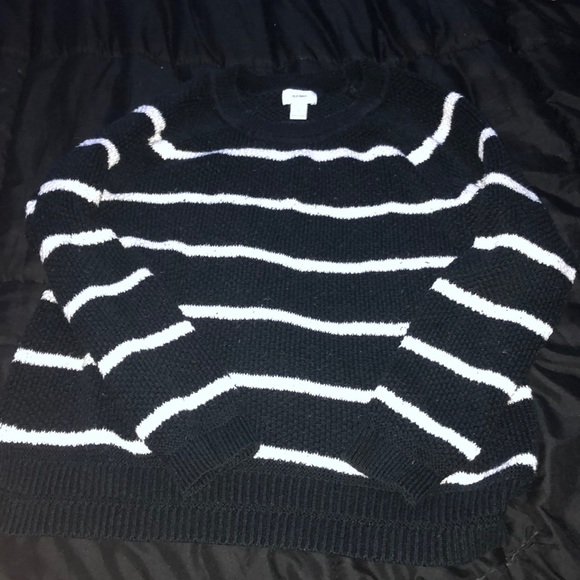 Black and white striped sweater - Picture 1 of 3
